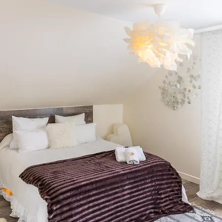 Les Du Paradis By Leslodgespa * Blotzheim